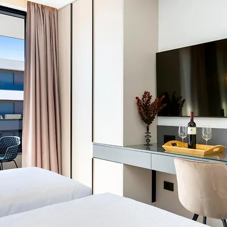 Konukevi Fly - 50m From The - New 2024