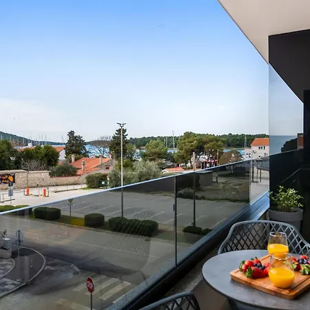 Guest house Fly - 50m From The - New 2024 Medulin