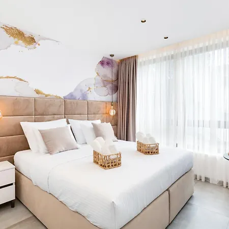 Гостевой дом Fly - 50m From The - New 2024 Медулин