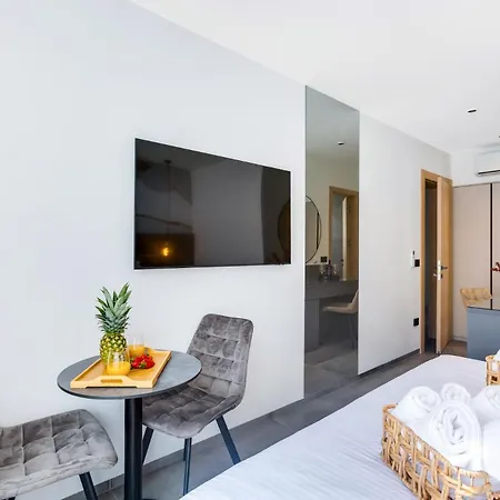 Fly - 50m From The - New 2024 Guest house