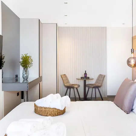 Guest house Fly - 50m From The - New 2024